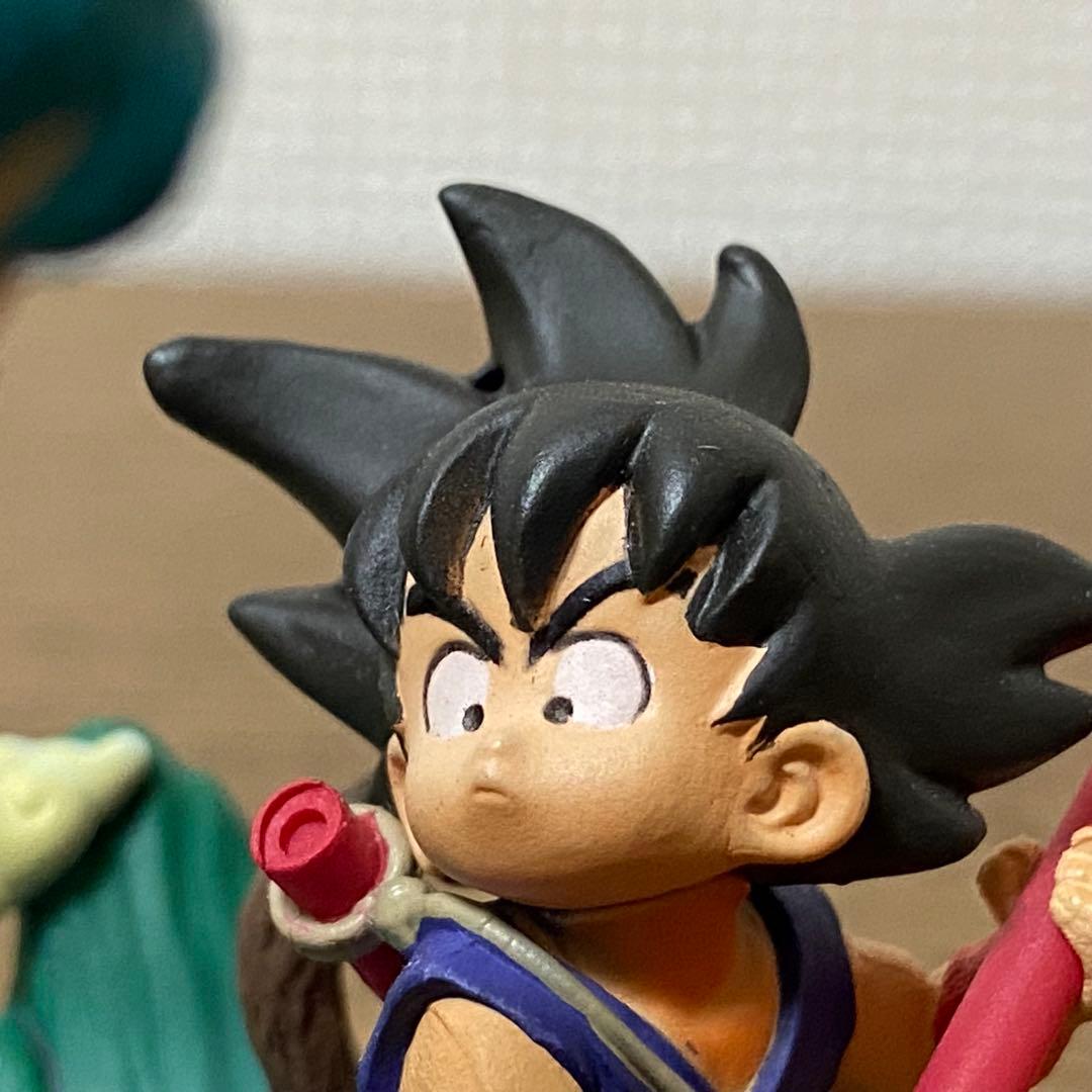 DRAGON BALL　ドラゴンボールカプセル　はじまりは四星球　孫悟空　ブルマ