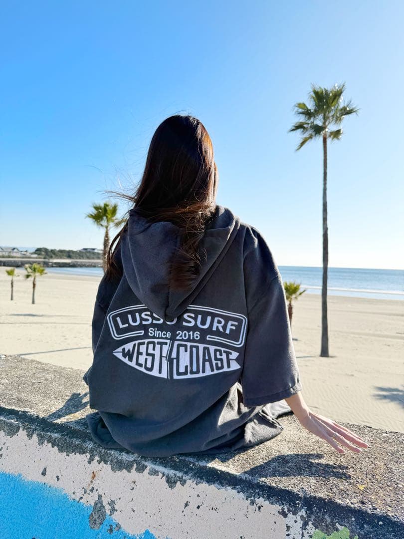 冬のサーフィンに　LUSSO SURF お着替えポンチョ　グレー⭐︎送料込み