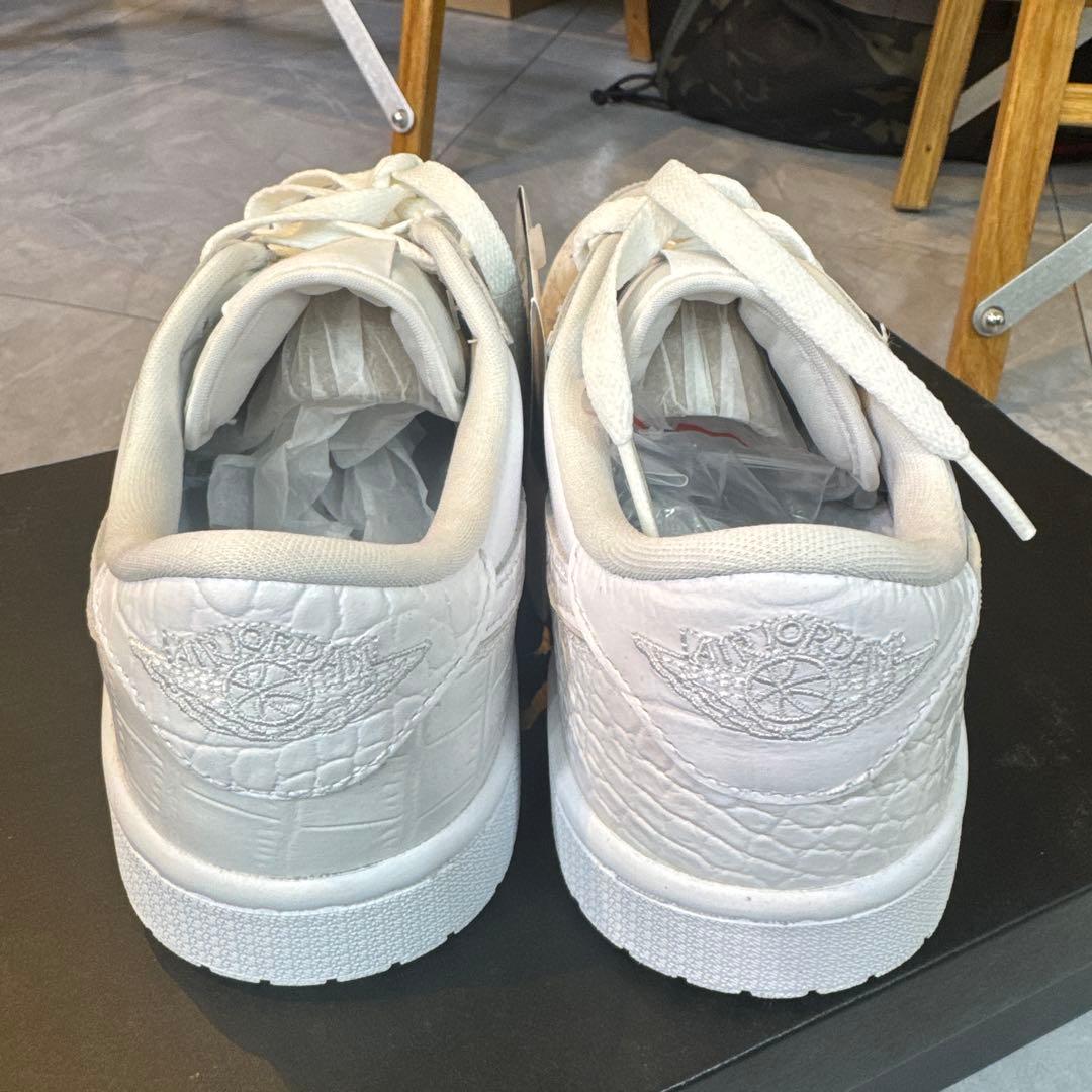 Nike Air Jordan 1 Low ホワイト　新品未使用