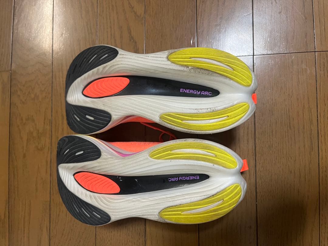 ニューバランス NBフューセル　スーパーコンプエリート V3 24.5