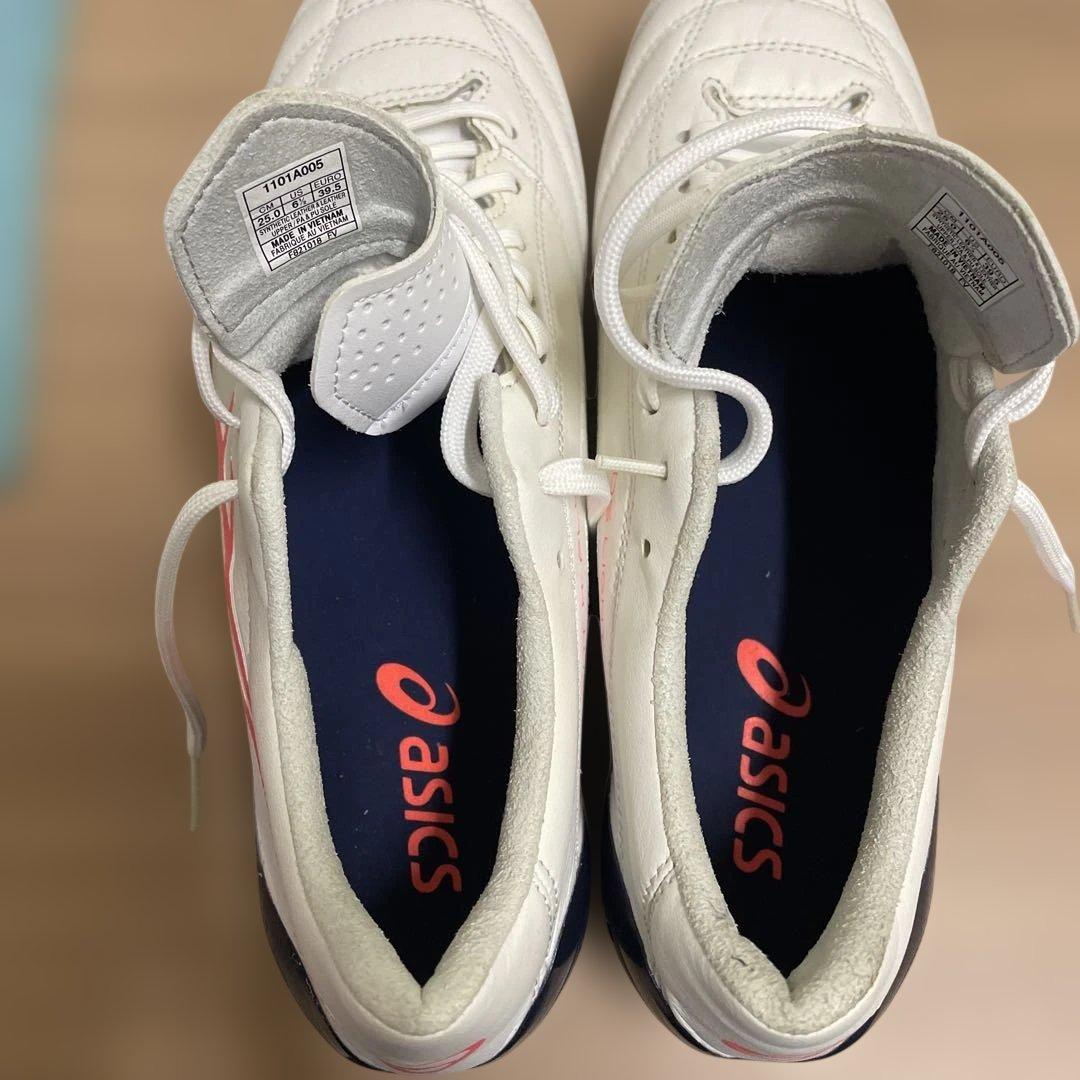 美品ASICS DS LIGHT X-FLYサッカーシューズ