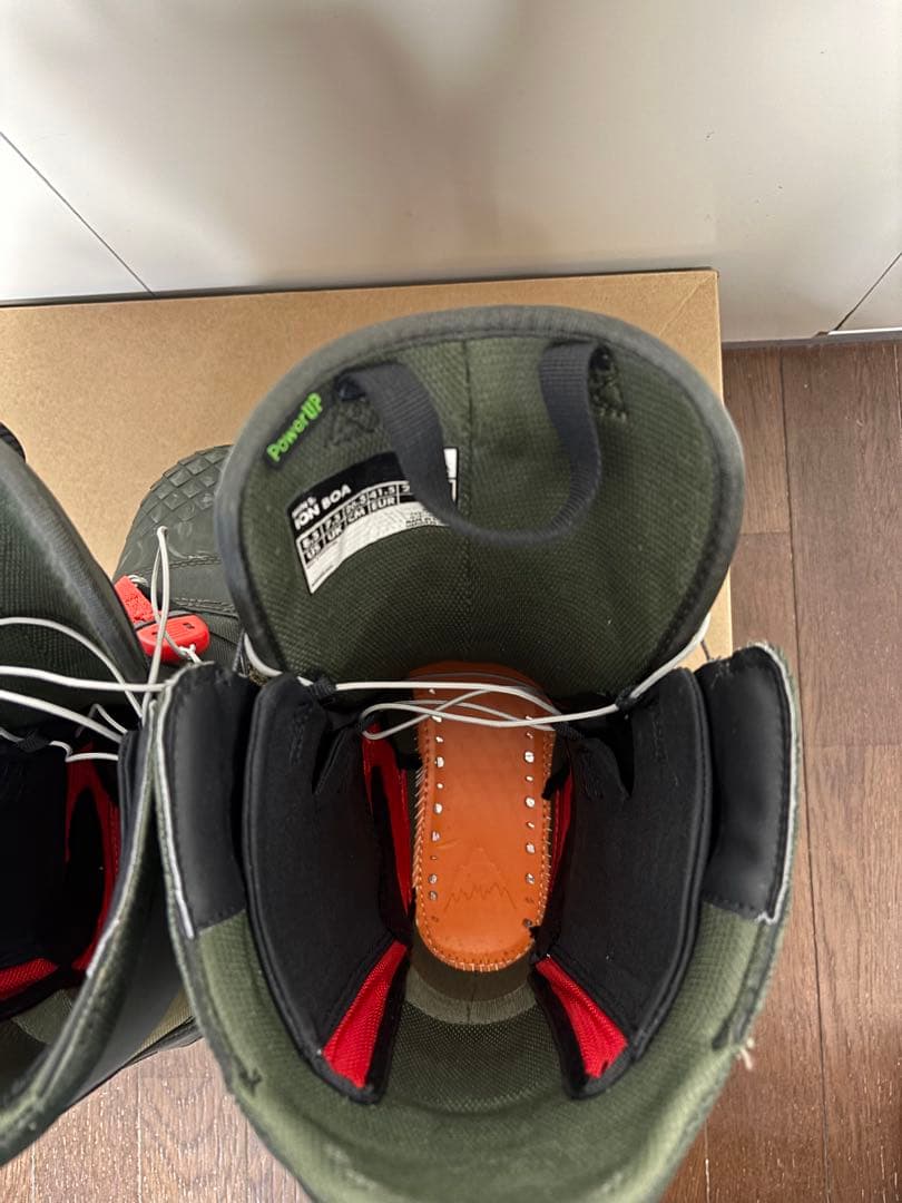 美品　1回使用　Burton Ion
