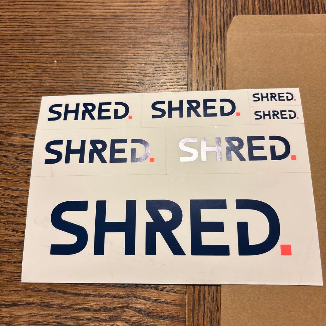 新品未使用mini SHRED. スキー用ヘルメット 青