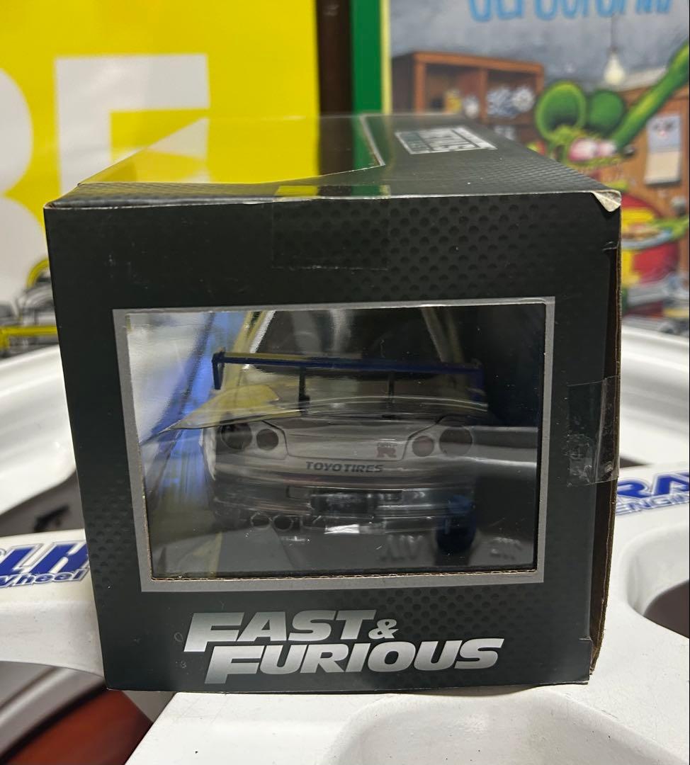 ワイルドスピード ブライアン 日産 スカイライン GT-R BNR34 絶版