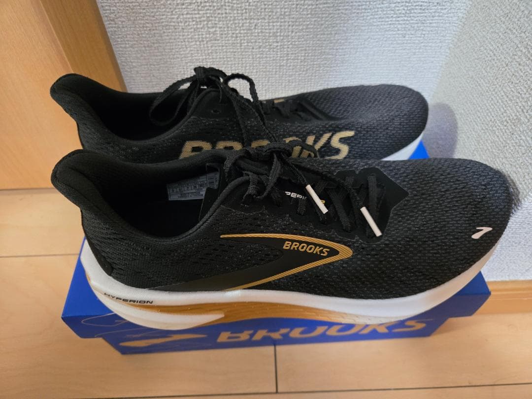 【中古】BROOKS Hyperion 2 ハイペリオン2 26.0cm