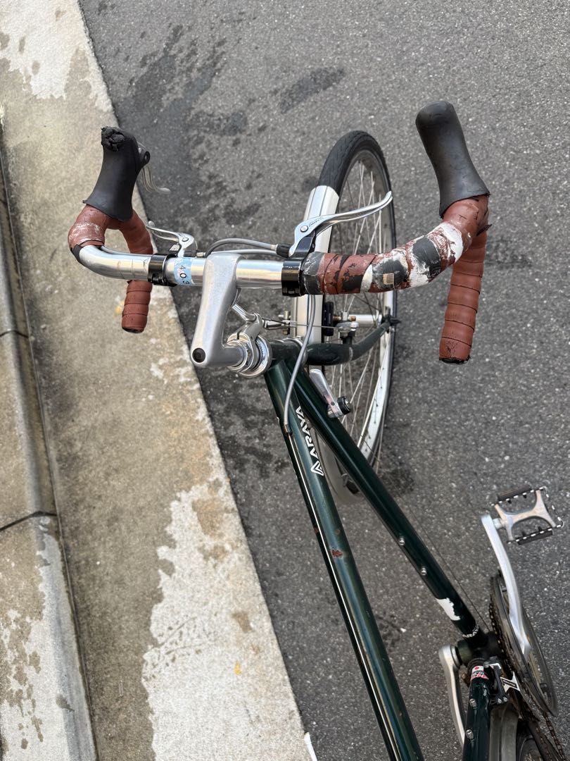 179 自転車 大阪市 【引取り限定】 26インチ 変速付き ロードバイク