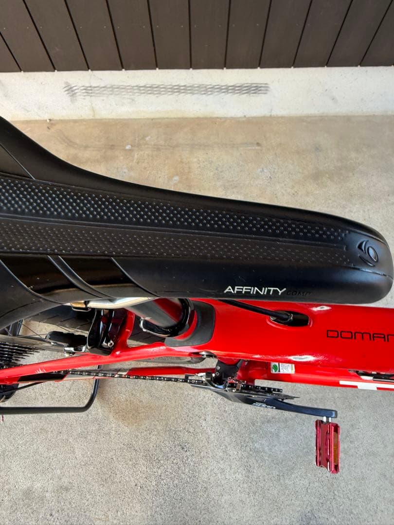 Trek アルミロードバイク ドマーネalr3 レッド