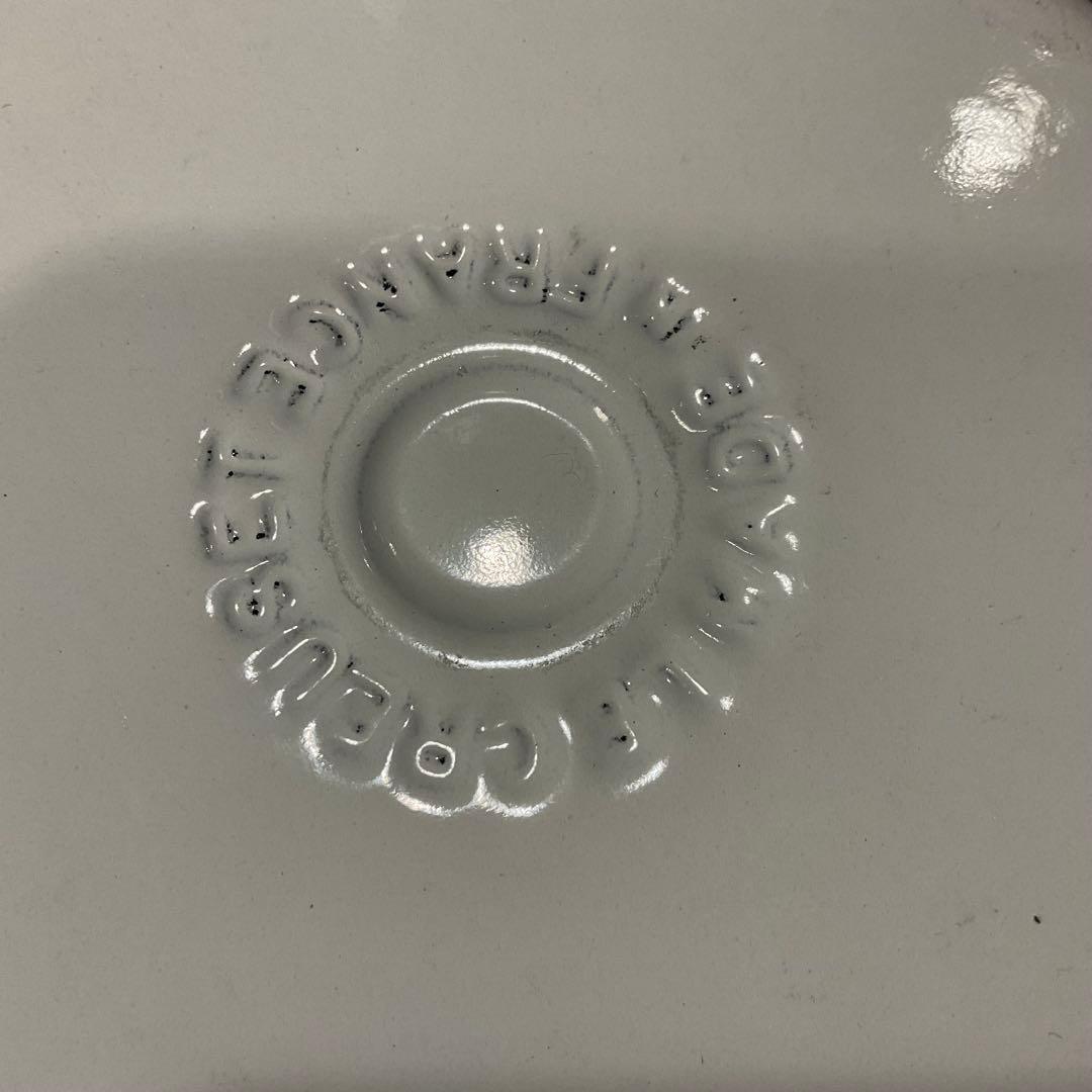 美品！ル・クルーゼ フォンデュ鍋 琺瑯 0.7L 片手鍋 ホワイト 白 20cm