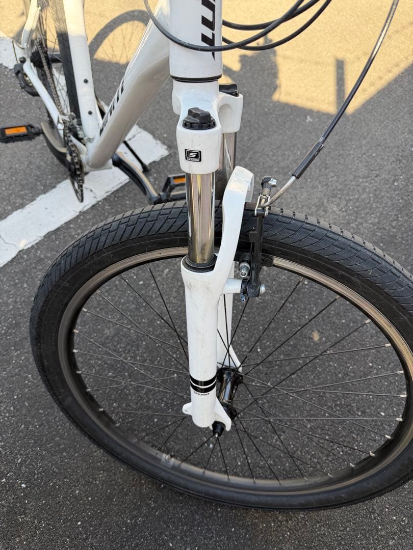 Giant マウンテンバイク 26インチ ホワイト　引き取り限定