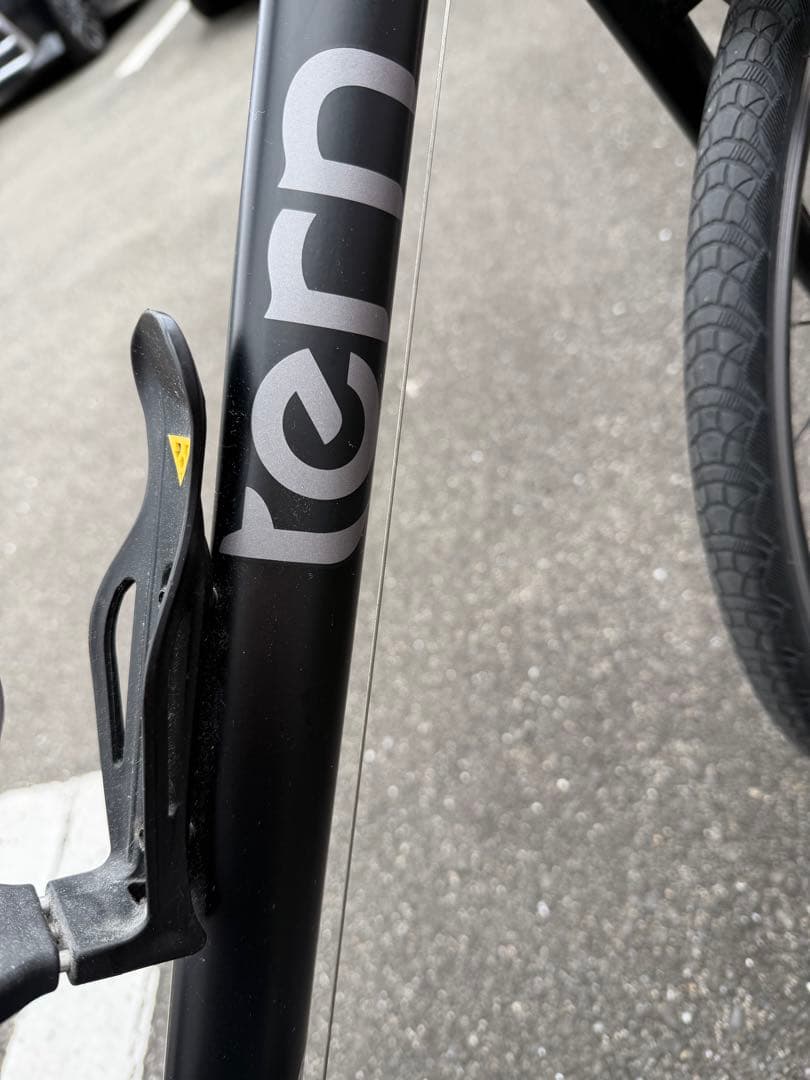 tern ミニベロ　ほぼ新車並み引き取り限定　クロスバイク超美品