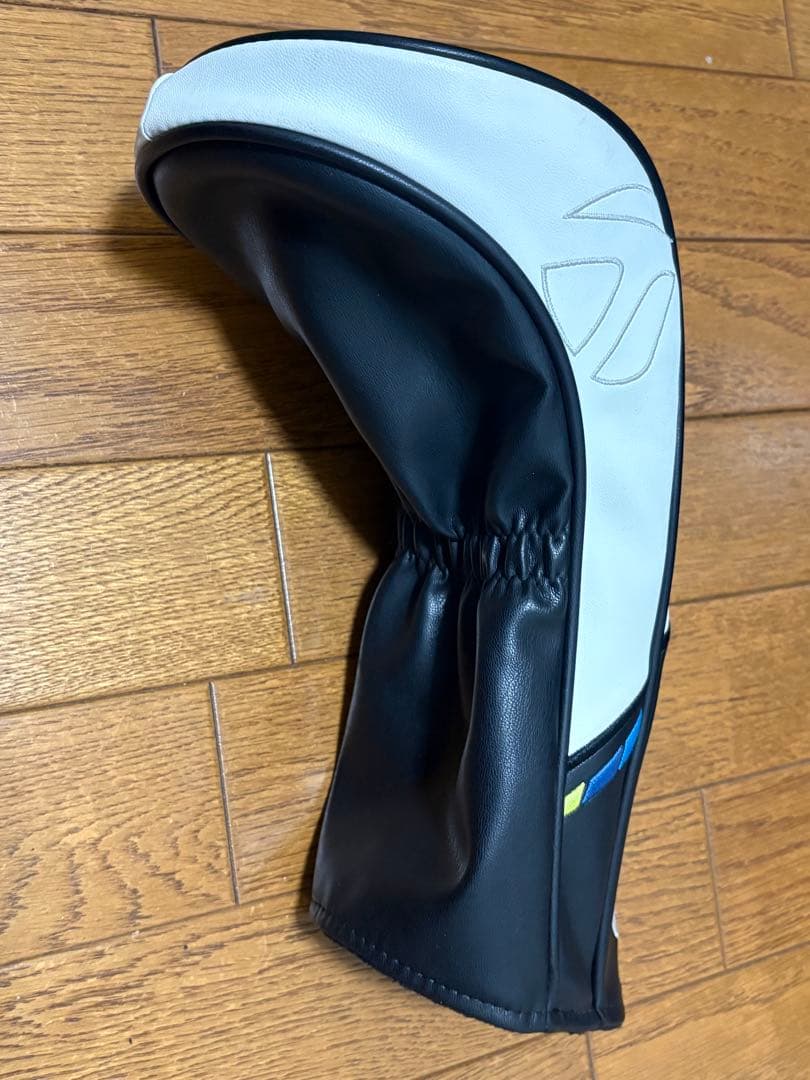 テーラーメイドSIM2 ドライバー 10.5度　ベンタス　ブルー6X ベロコア