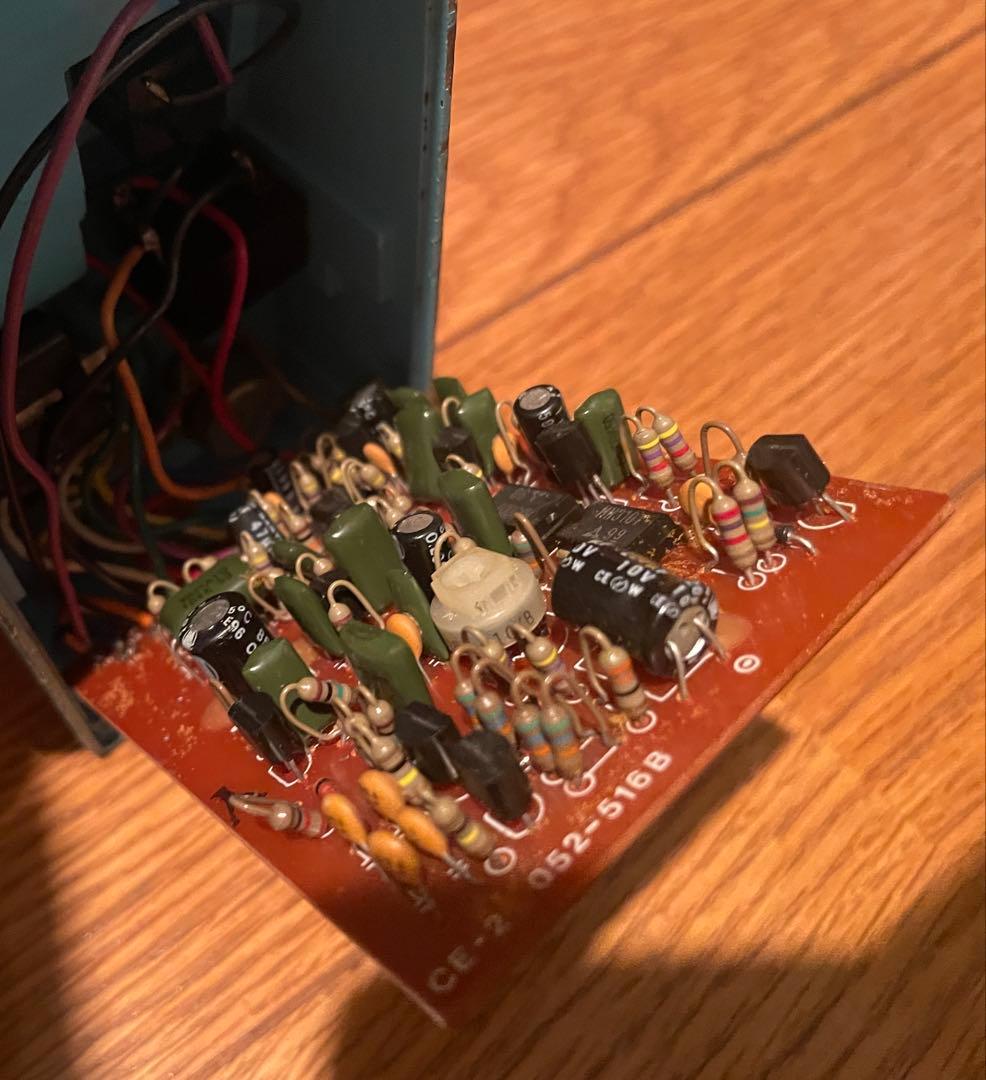 ギター BOSS CE-2
