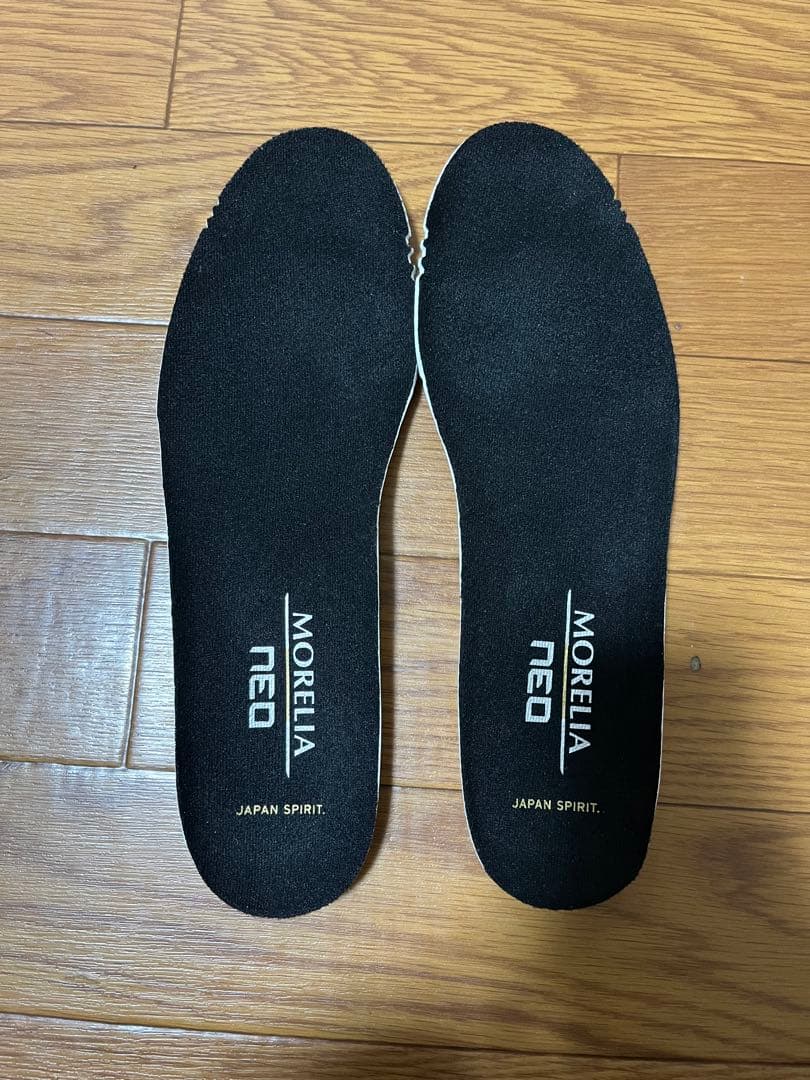 【最終値下げ】MIZUNO MORELIA NEO SALA β JAPAN