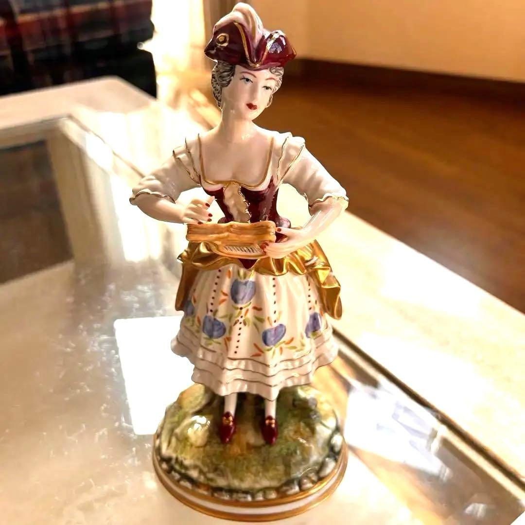 ポルトガル　陶器製 女性フィギュリン 楽器　ハーブ　ヴィンテージ 1986年製