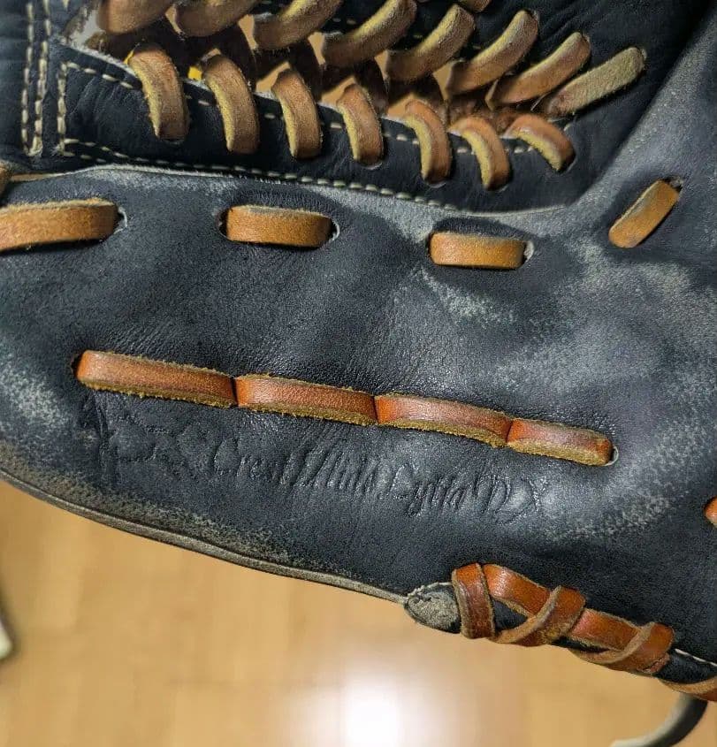 ミズノ グローバルエリート 軟式 内野手用 メンテ済み ​限定LVシリーズ！