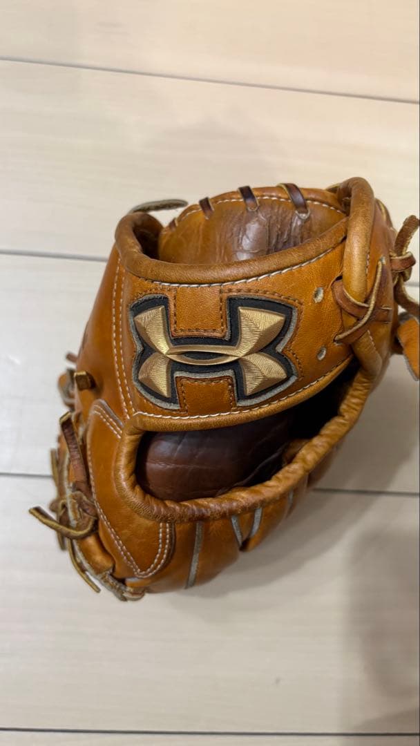 Under Armour 硬式野球グローブ 内野　投手　アンダーアーマー　松田