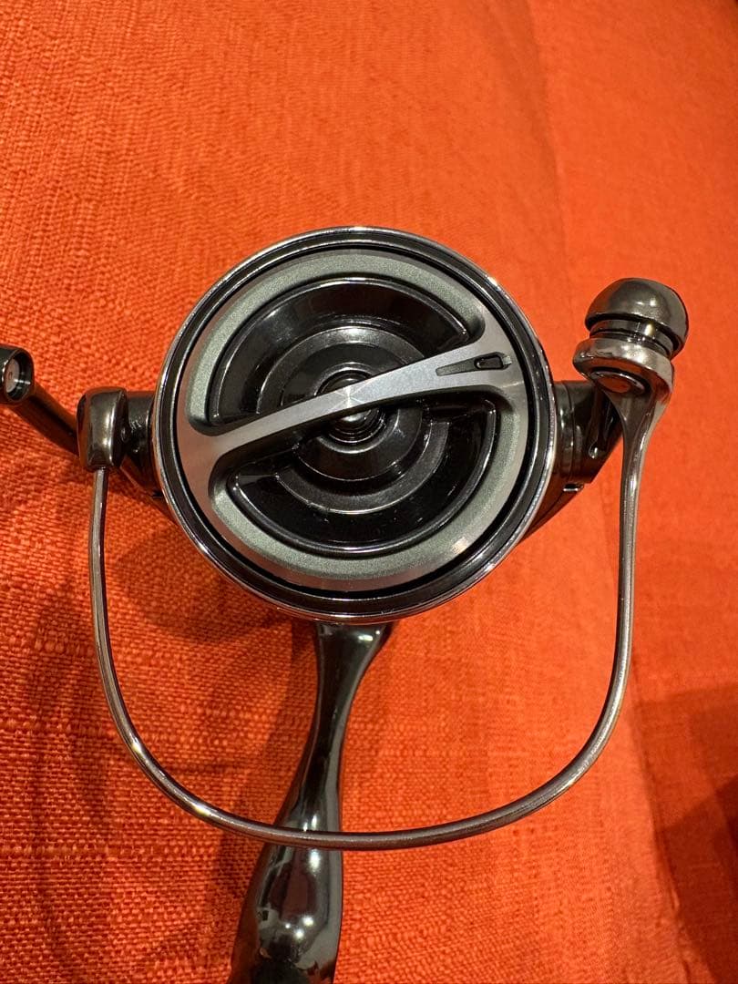 22ステラ　2500S スピニングリール