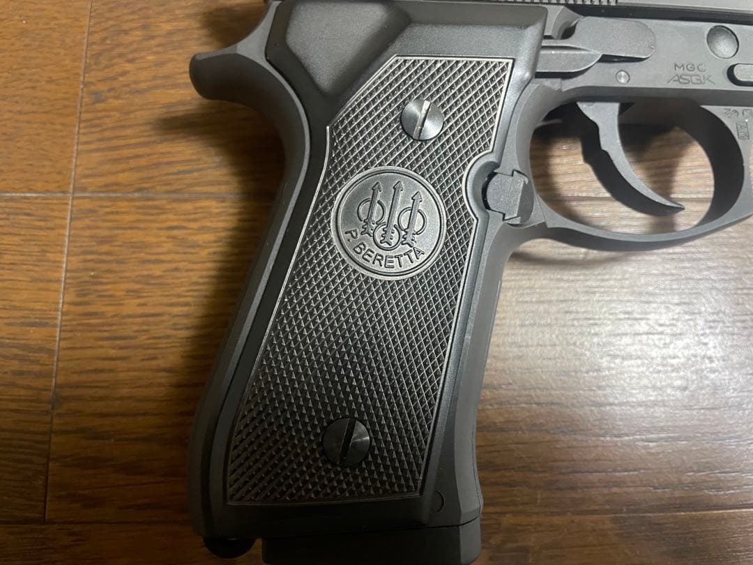 MGC Beretta M92F HW ガスガン　予備マグ2本 他
