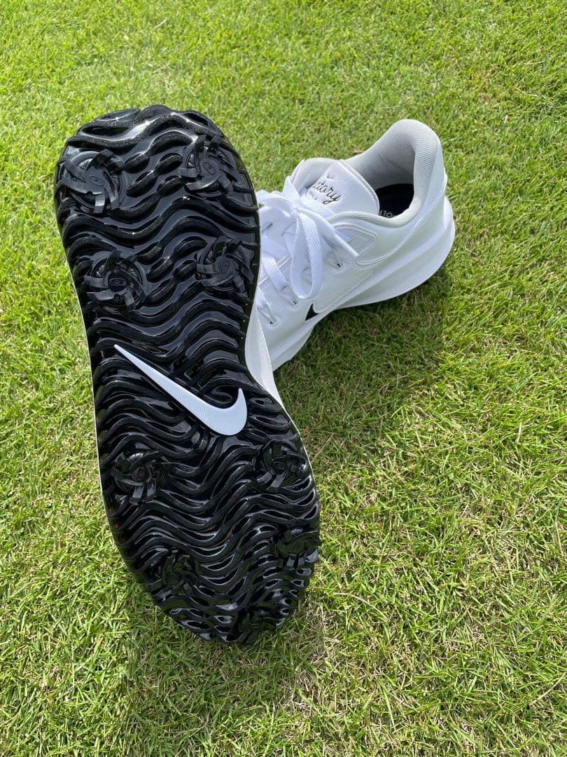 1回使用のみ Nike ゴルフシューズ ホワイト