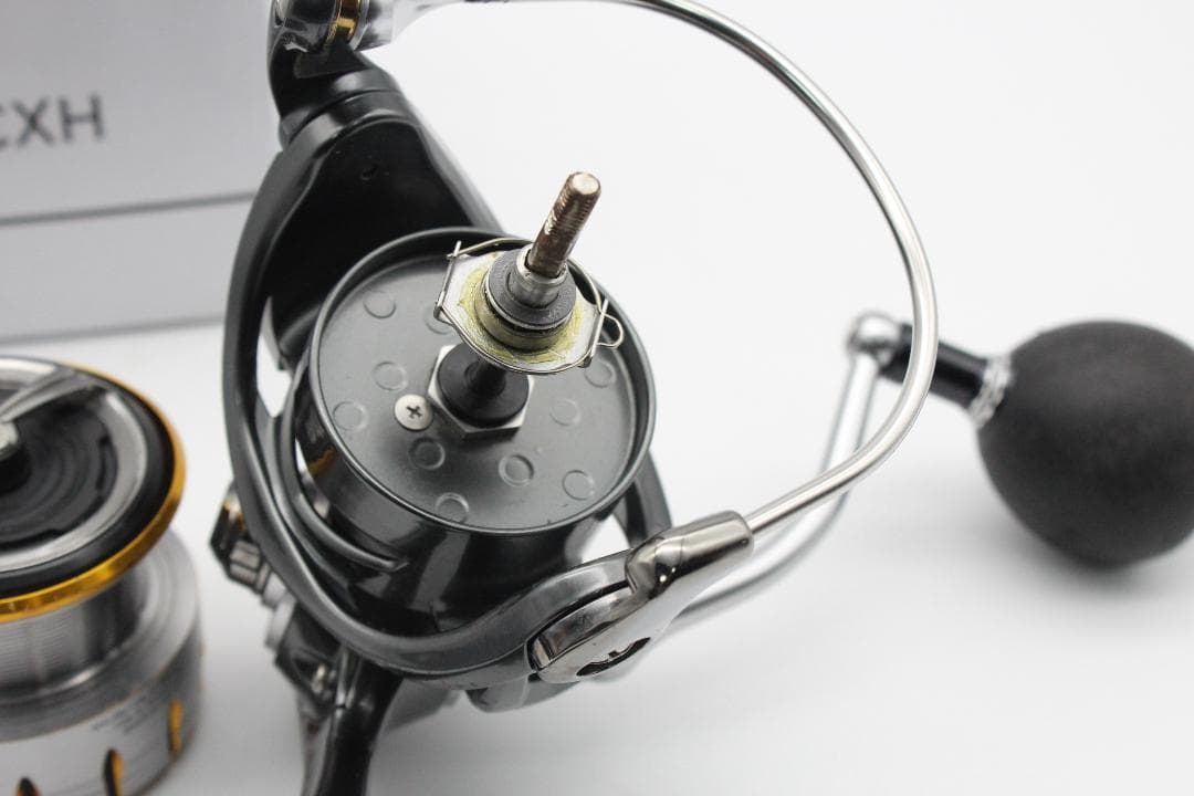 DAIWA ダイワ 18 ブラスト LT 4000-CXH スピニングリール
