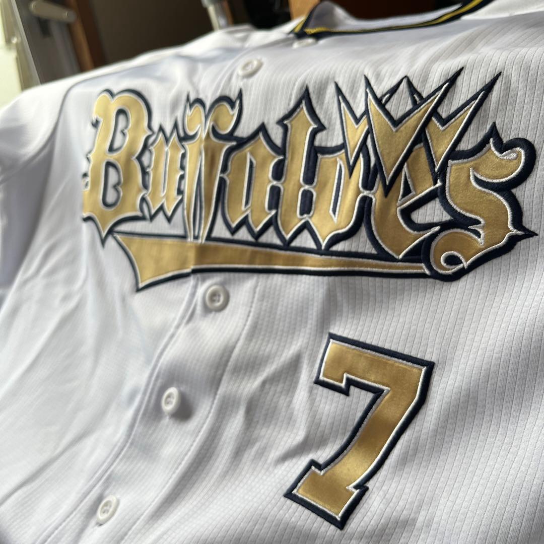 オリックス　西川龍馬　2024開幕ユニフォーム