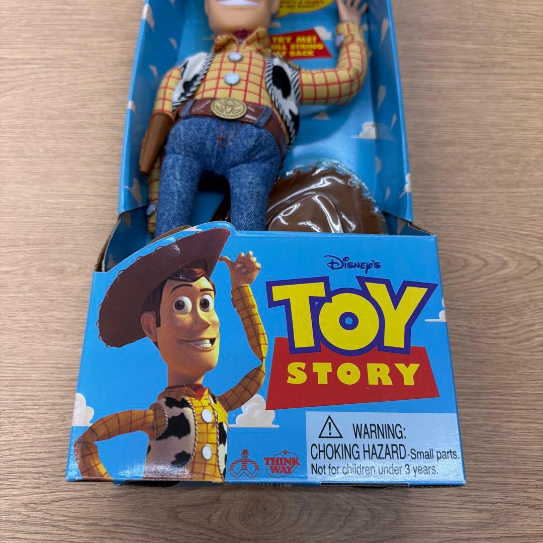 トイストーリー　TALKING WOODY