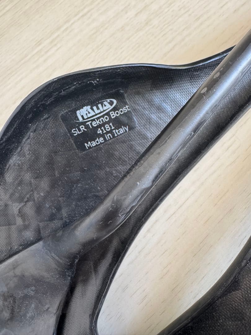 セライタリア　selle italia SLR サドル カーボン製 ブラック