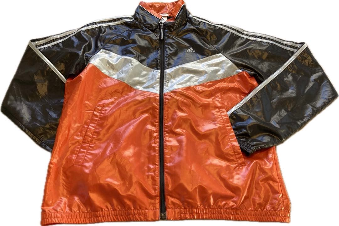 【入手困難】アディダス　レディス　ウインドブレーカー　L　新品・未使用