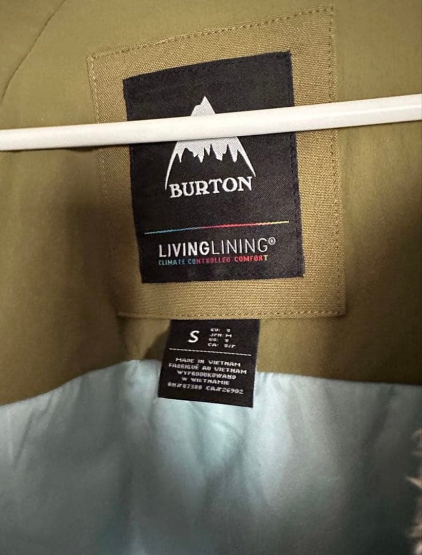 BURTONのマウンテンパーカー（Sサイズ）