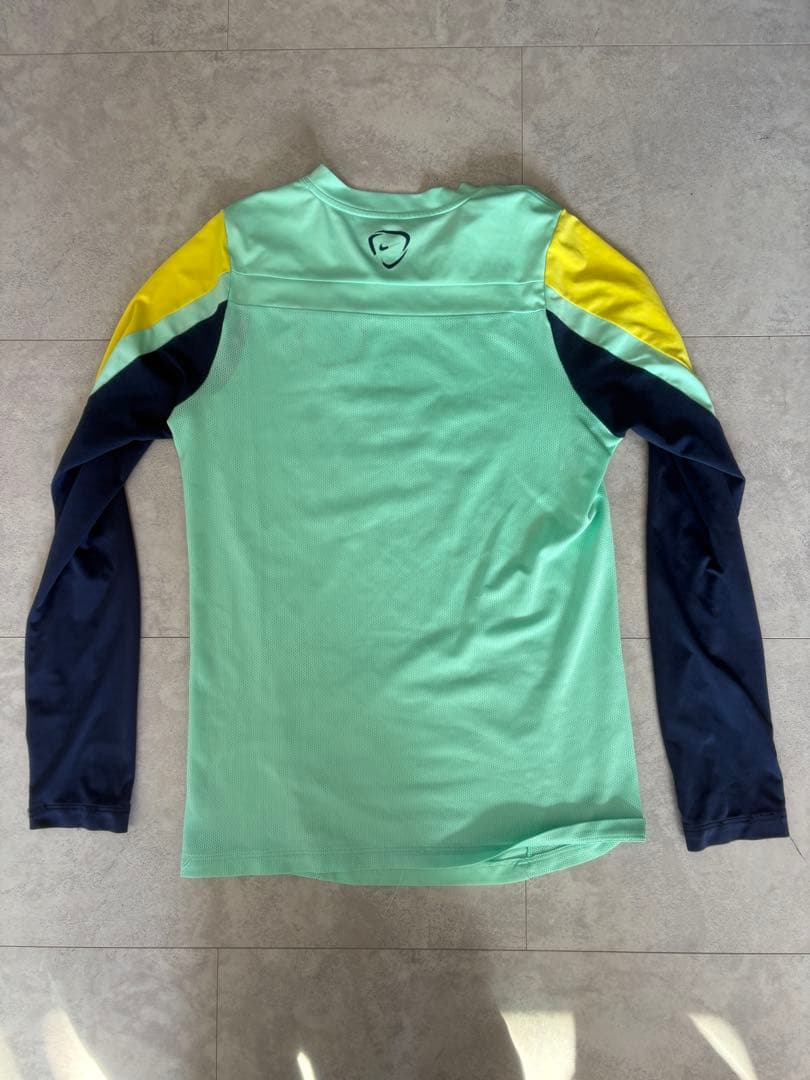 希少長袖　Nike FC Barcelona 長袖プラクティスシャツ