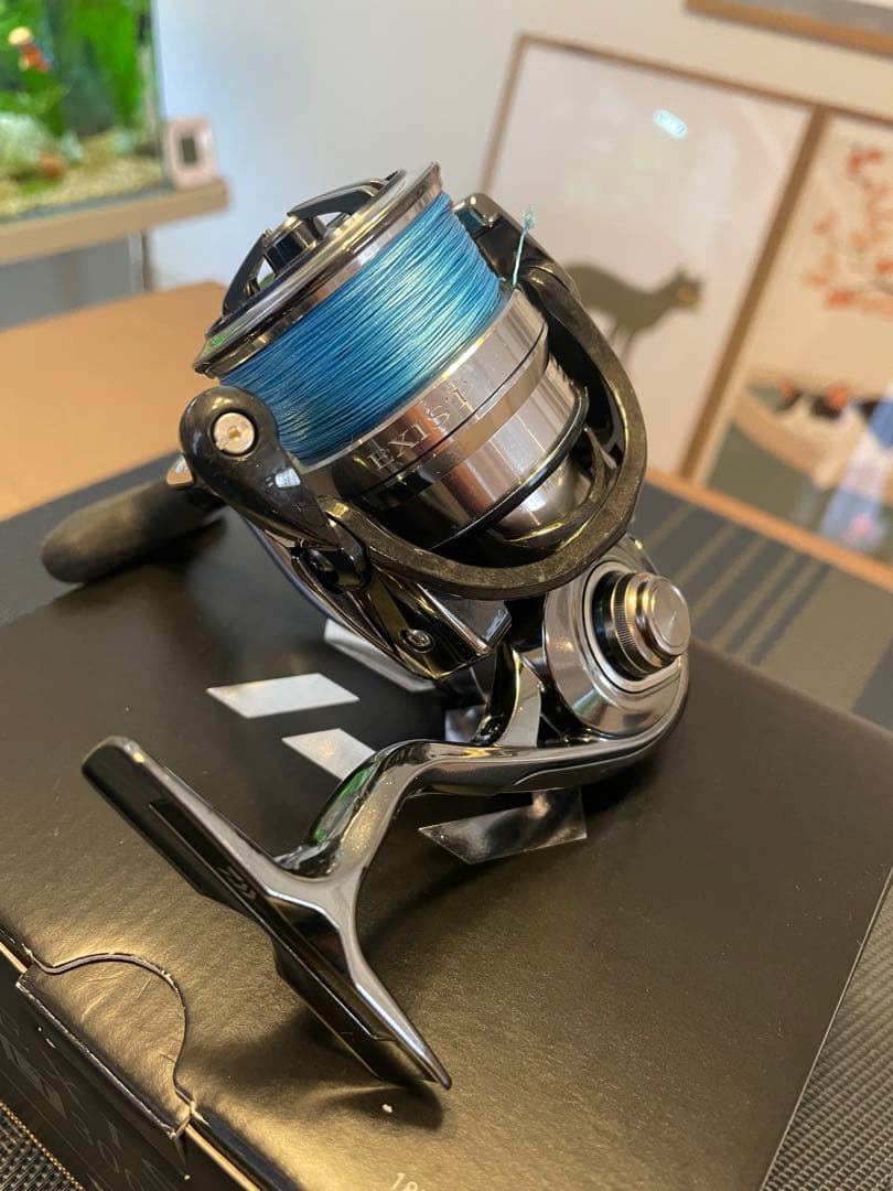 リール DAIWA 18 EXIST LT 3000-CH