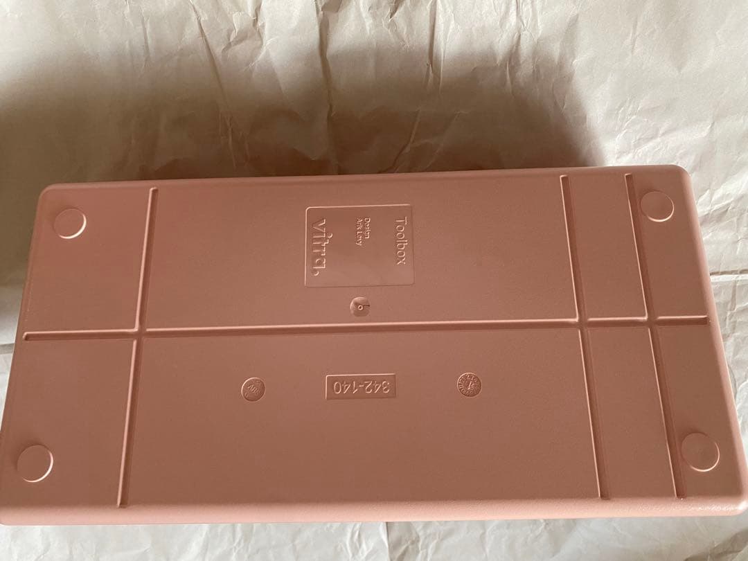 Vitra ヴィトラ　ツールボックス