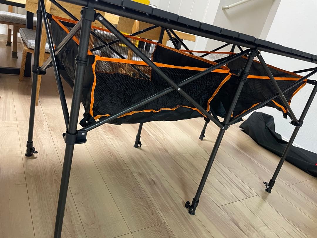 キャンプ用 大型アルミ折りたたみテーブル 高さ調節可／収納袋付き／美品