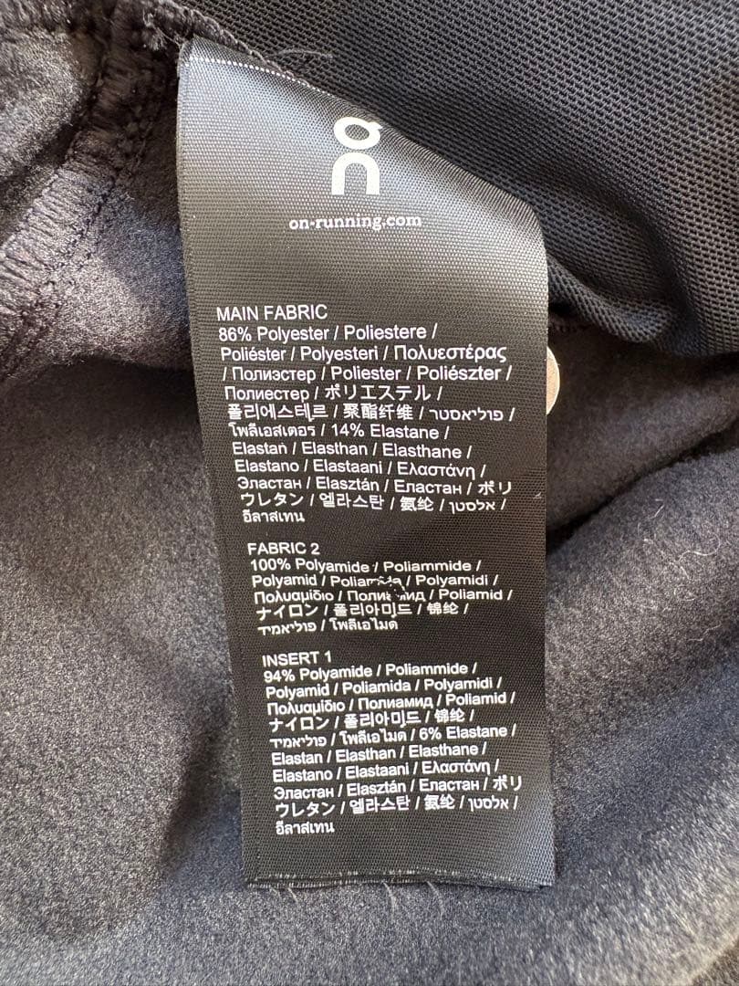 オン　On パンツ　メンズL 新品未使用