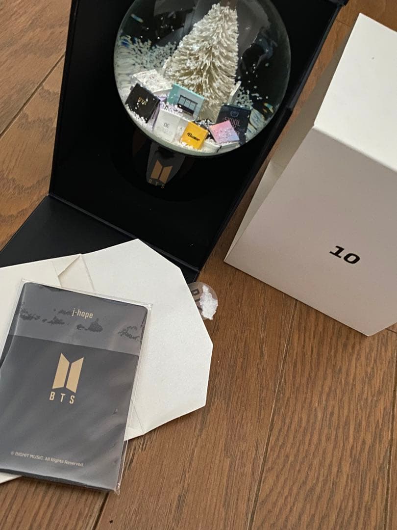 BTS MERCH BOX #10 スノードーム　トレカ付