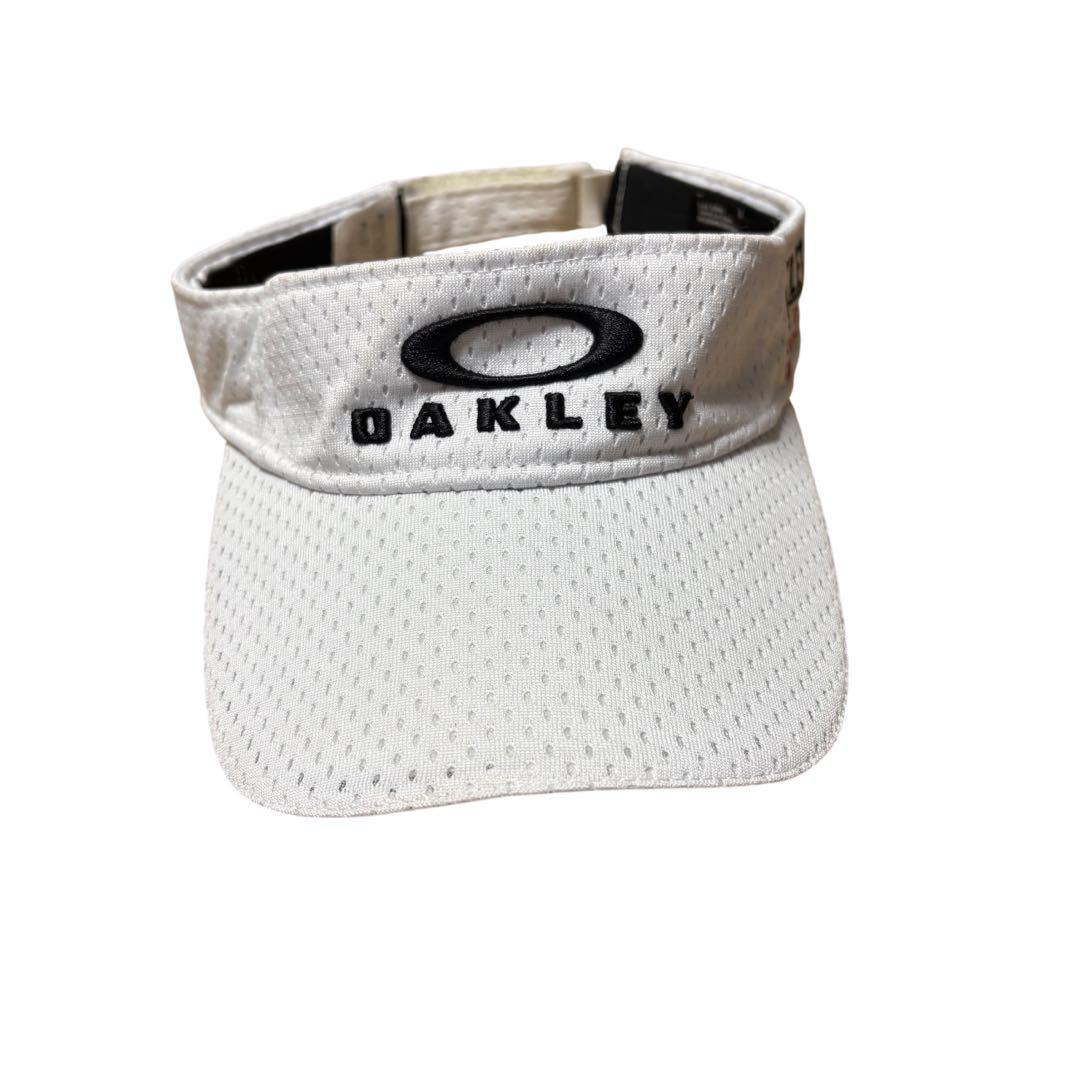 ゴルフウェア　アウターOakley オークリー　ポロシャツ　パンツ　サンバイザー