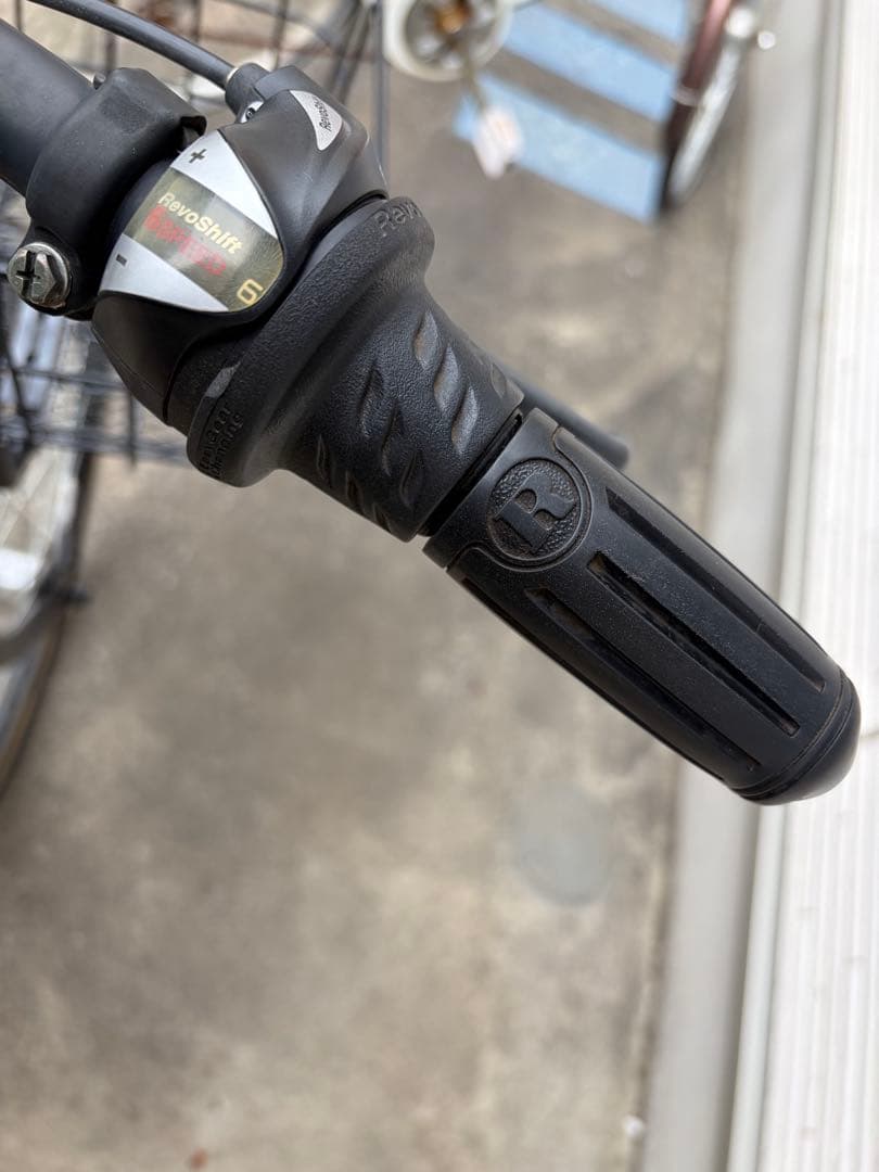【引取り限定】カーグバケットBAA-L 24インチ 6段変速