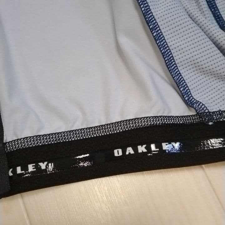 【新品】オークリーAERO JERSEY