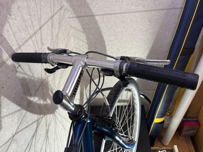 MON　HILL　TOPPER　クラリス　２６インチ　MTB