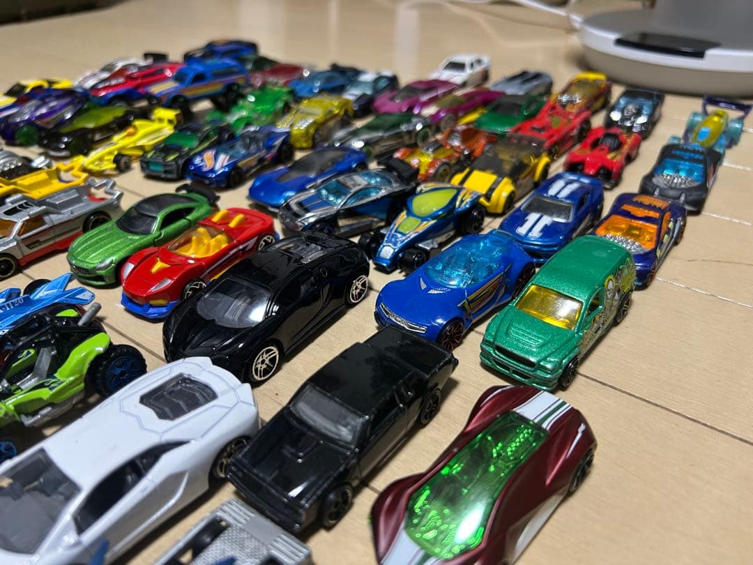 TOMICA トミカ　まとめ売り　ホットウィール　約100台　HOTWHEELS