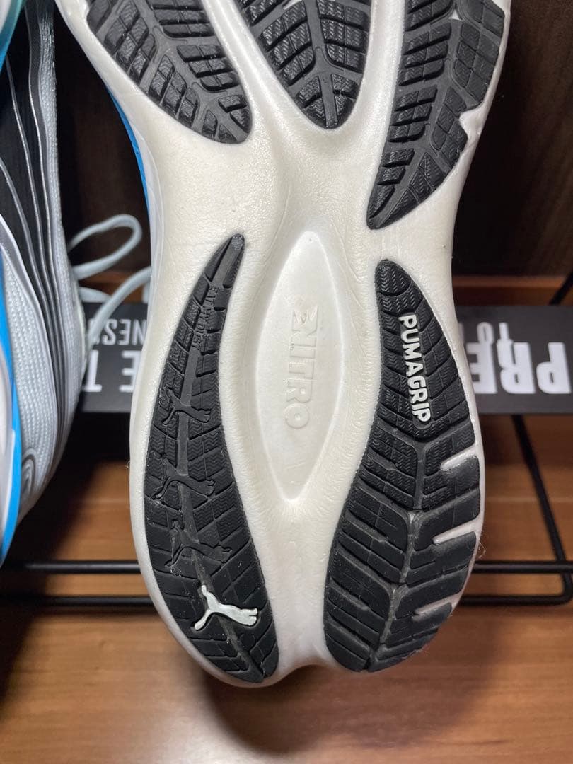 プーマヴェロシティニトロ4 puma verocity nitro 4 27cm