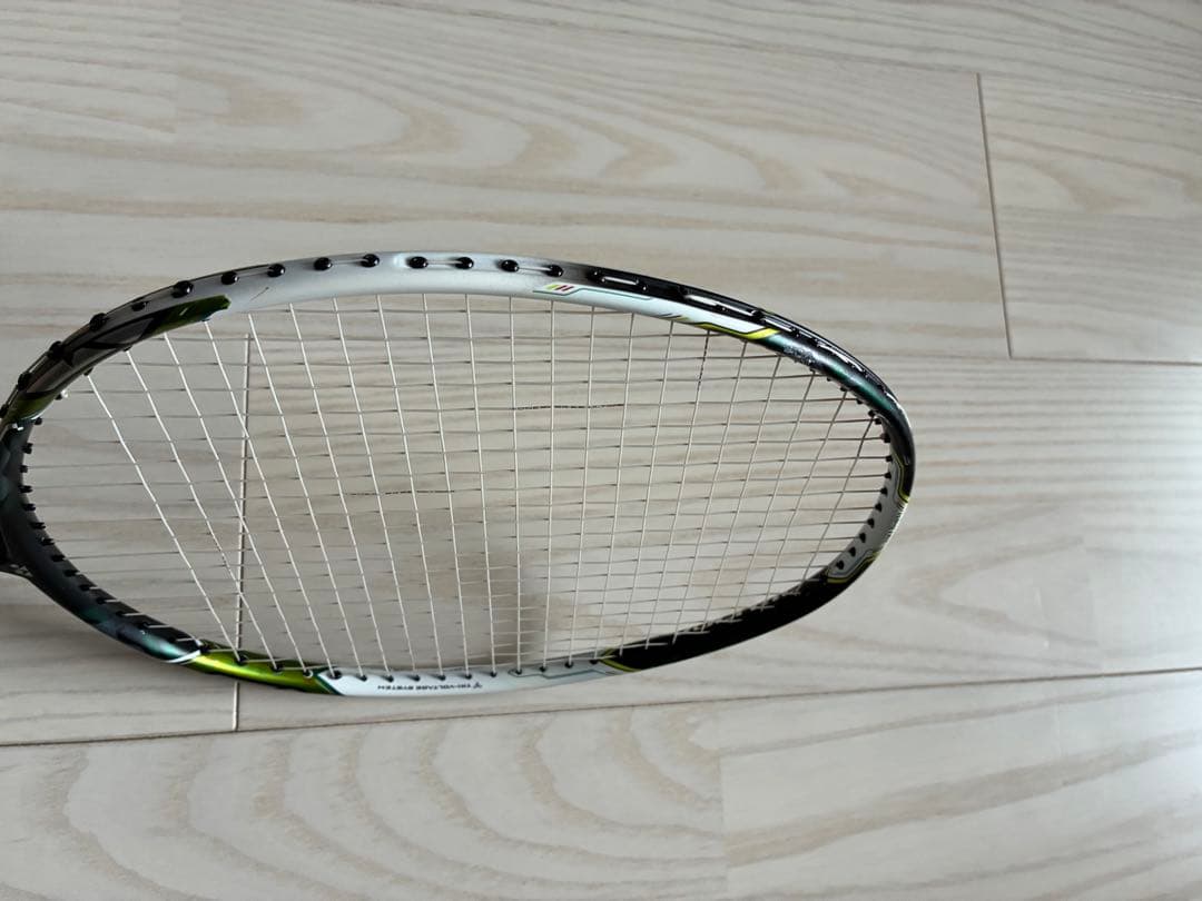 ヨネックス ボルトリックZフォース 4UG5 2本セット BG66UM25ポンド