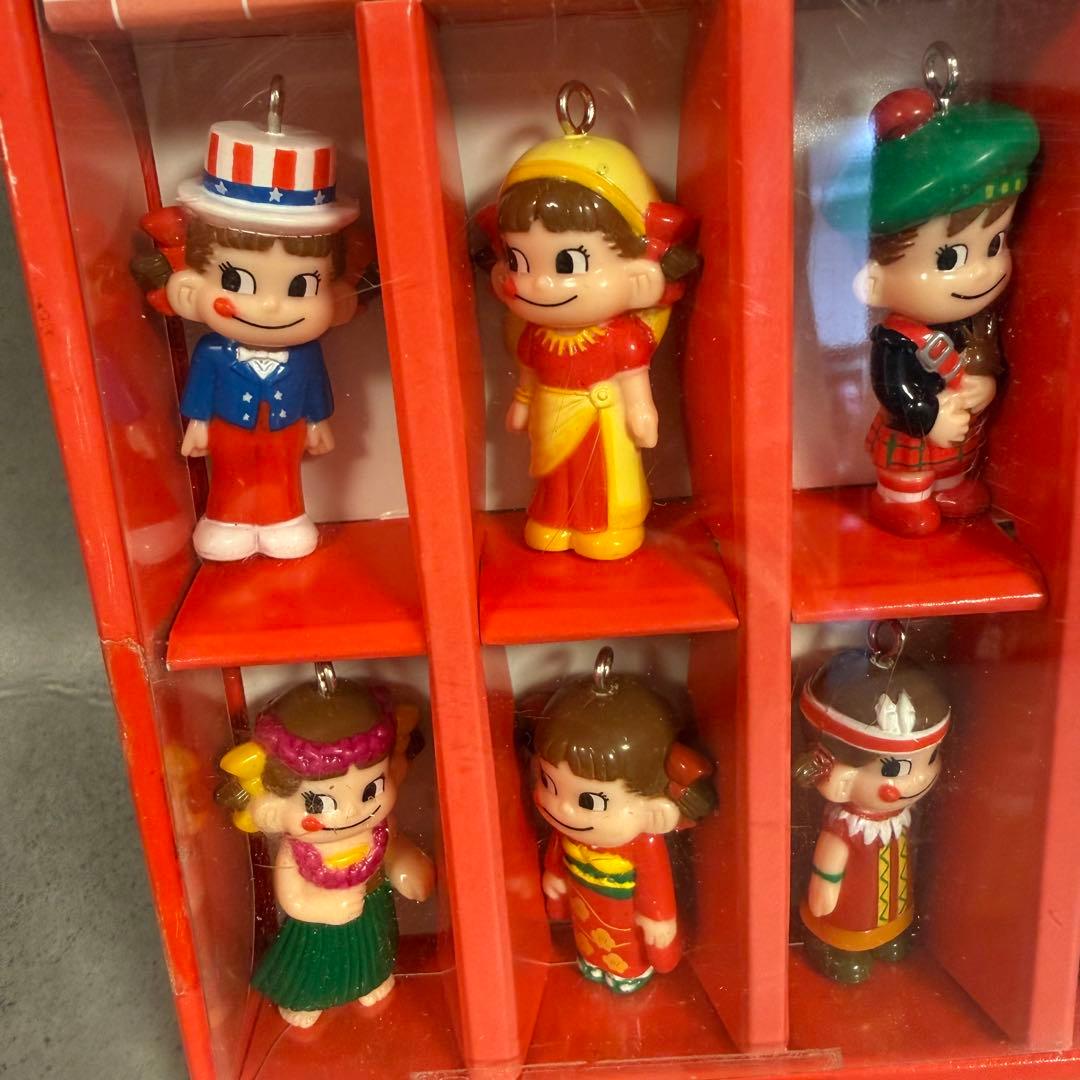 時代物　超レア　昭和　レトロプレミアム商品　ペコちゃん　キーホルダー　セット