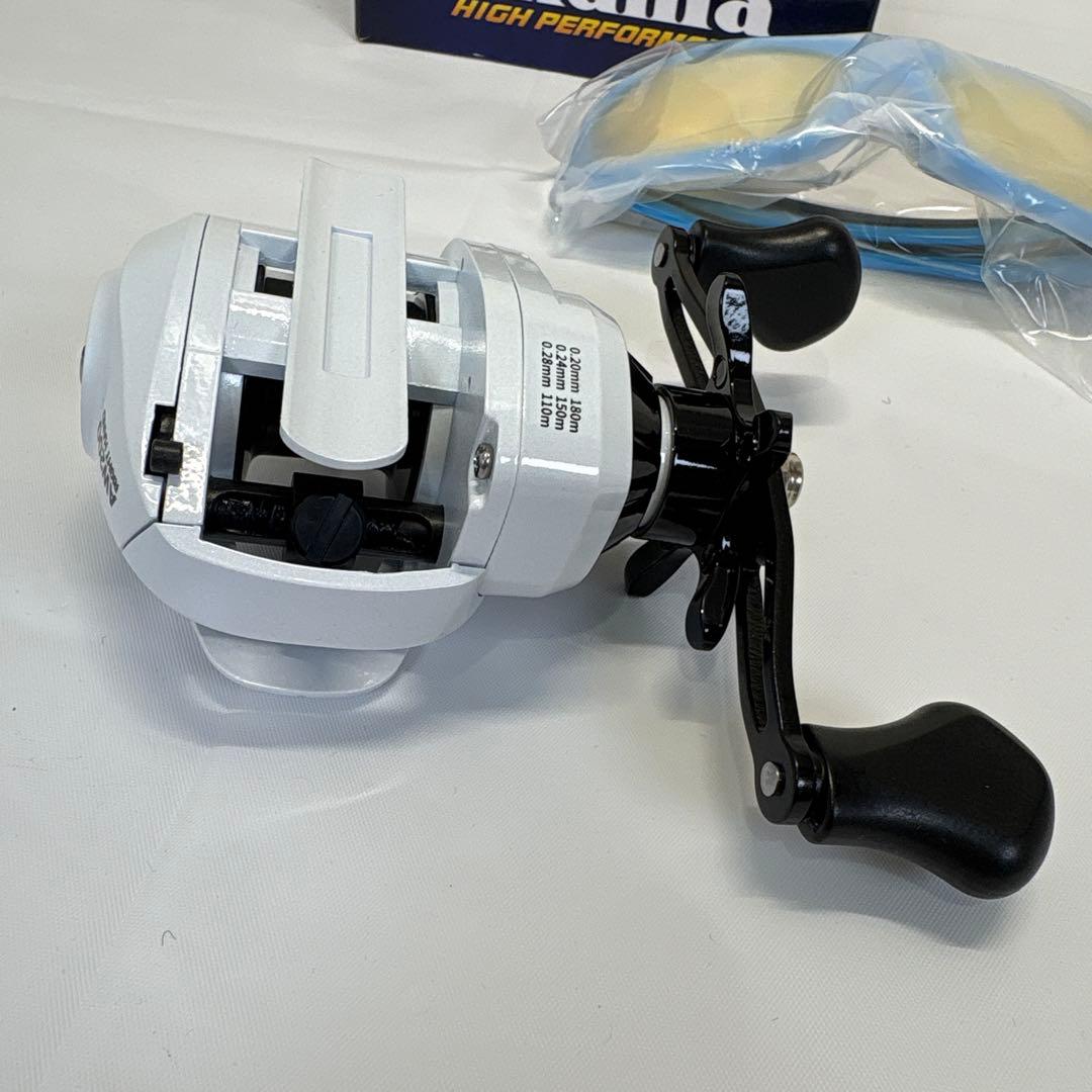 OKUMA ベイトリール 釣り リール 右ハンドル 美品