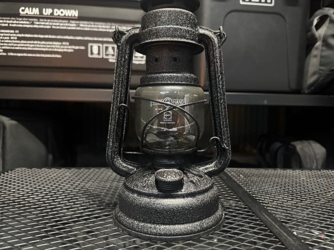 【中古】FEUERHAND チッピング塗装（ブラック）ANOBAケース付き