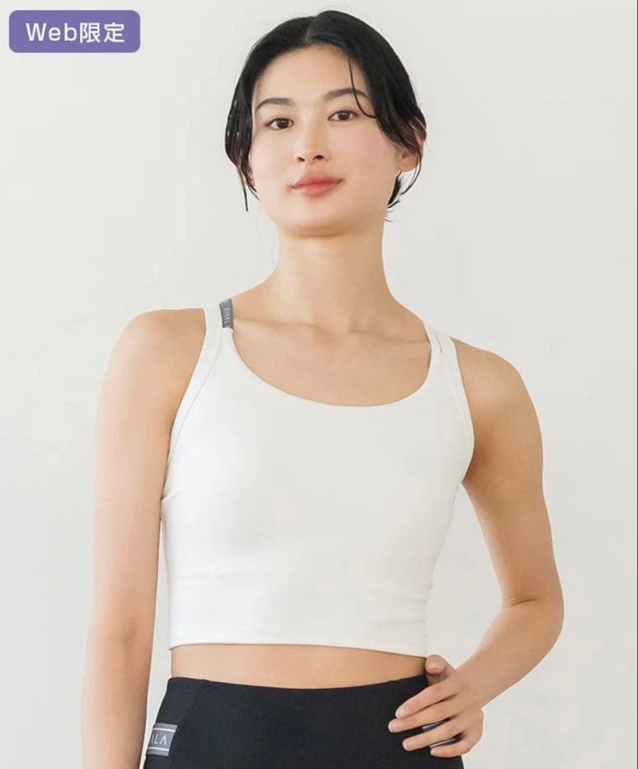 美品　SUKALA ベーシッククロスロゴブラトップ　sukala スカーラ S