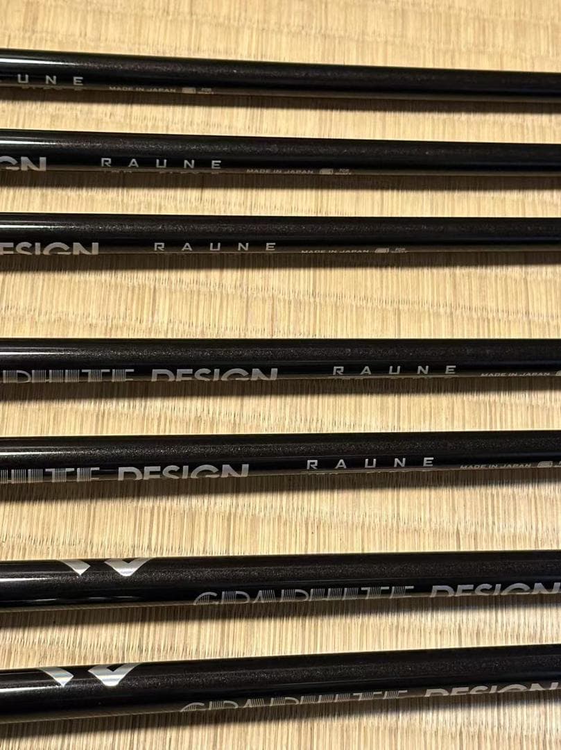 テーラーメイド リシャフト品（GRAPHITE RAUNE i90）男性用右 S