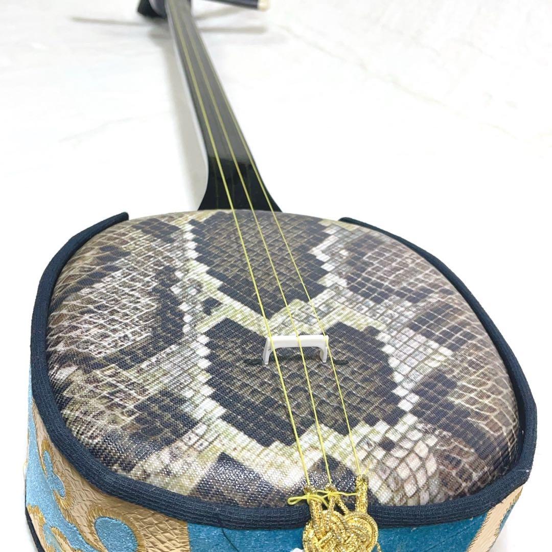 【初心者おすすめ】沖縄三線 人口蛇皮 ハードケース付き 付属品 練習用 【美品】