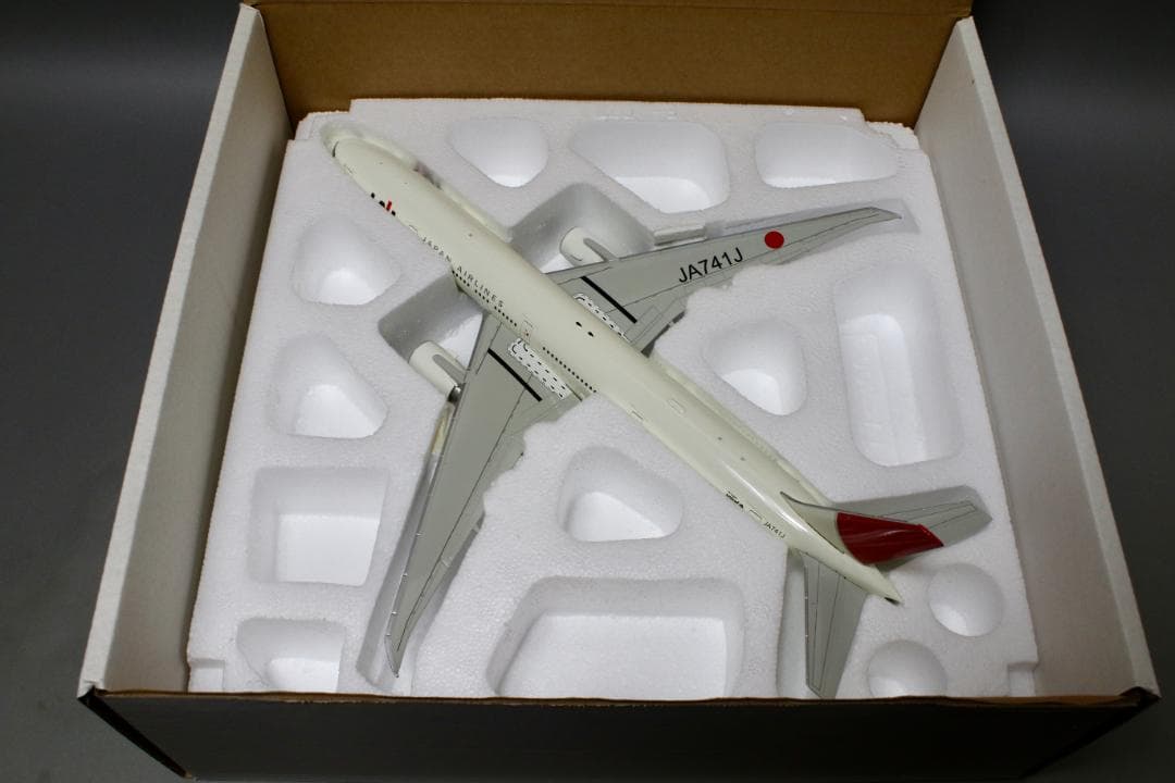 レア JC Wings 1/200 JAL B777-300ER JA741J