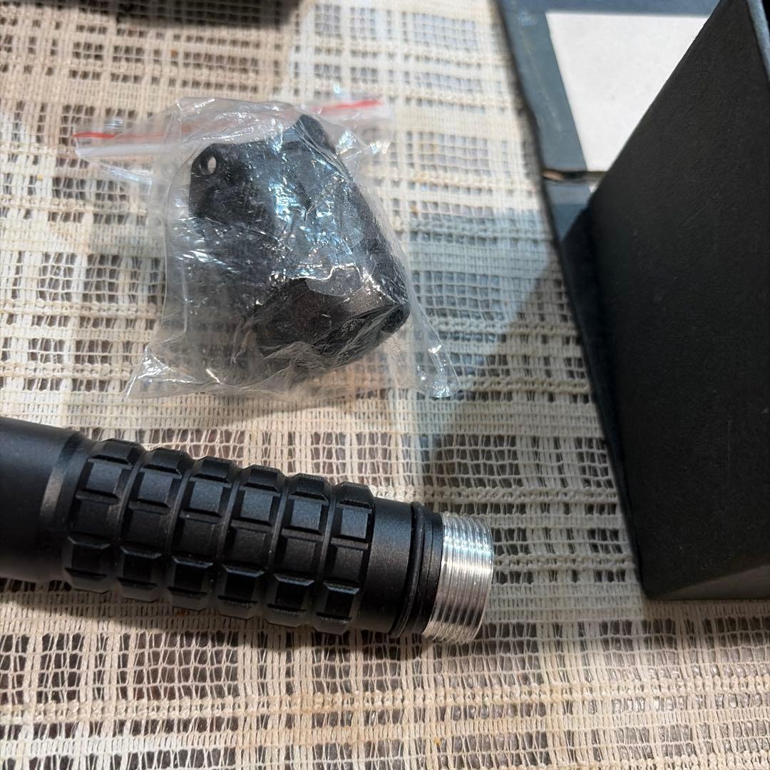 ライト　懐中電灯　SOLARFORCE